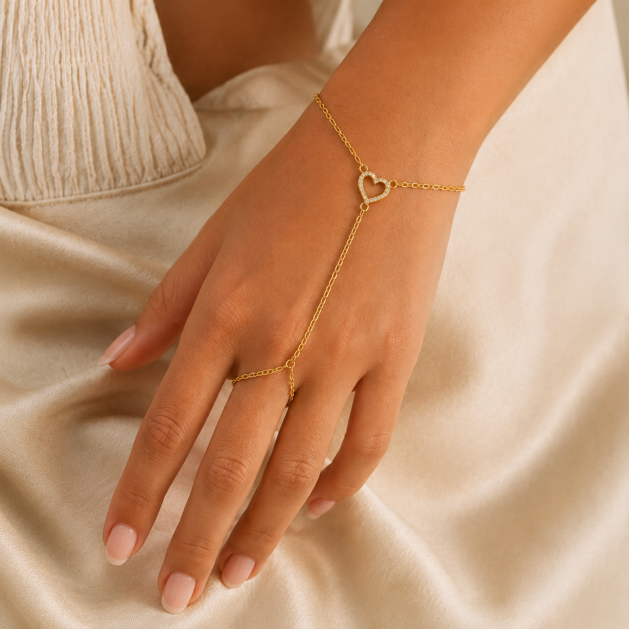 Margaux Heart Hand Chain