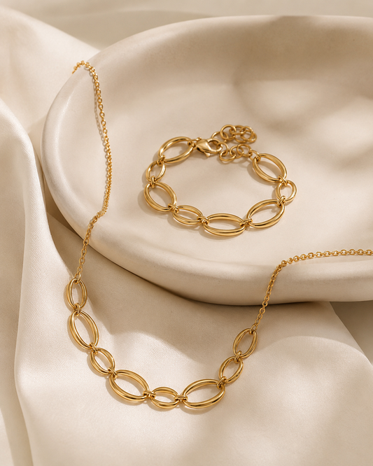 Halo Oval Pendant Necklace