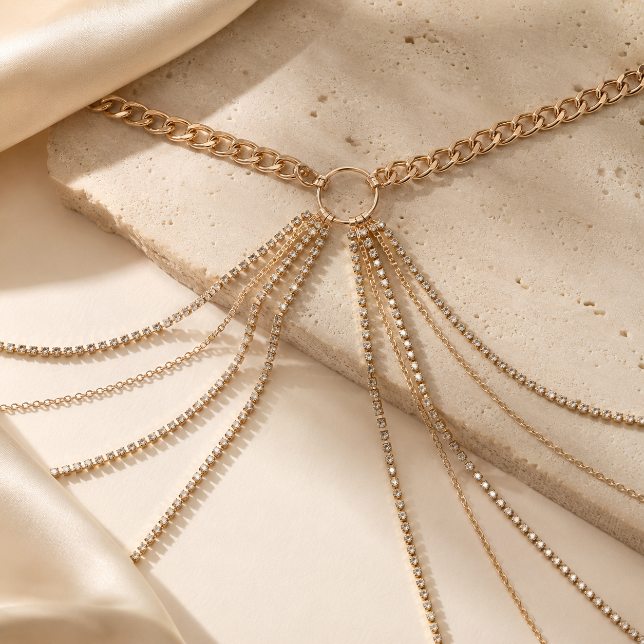 Doré Crystal Back Chain