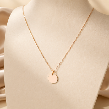 Isla Circle Pendant Necklace