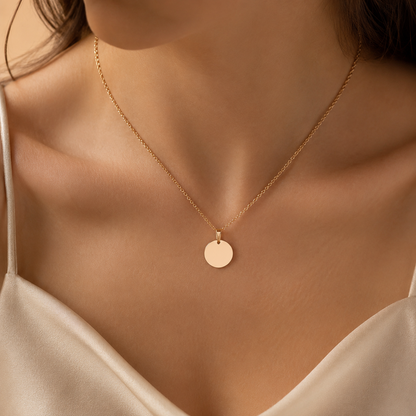 Isla Circle Pendant Necklace